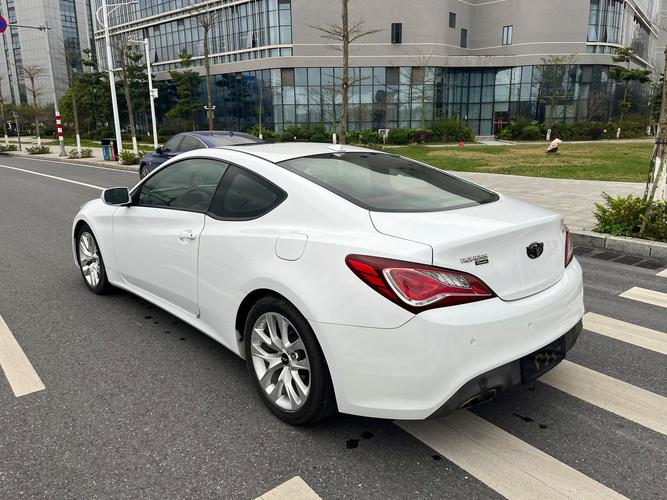 现代酷派跑车哪年生产最好/现代酷派当年落地价