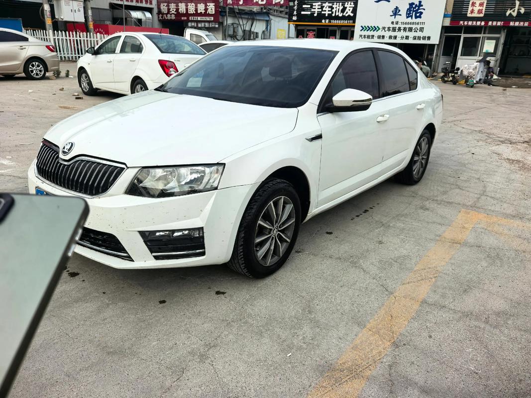 斯柯达明锐16年自动挡多少钱(斯柯达明锐16l自动挡2017款标准版)