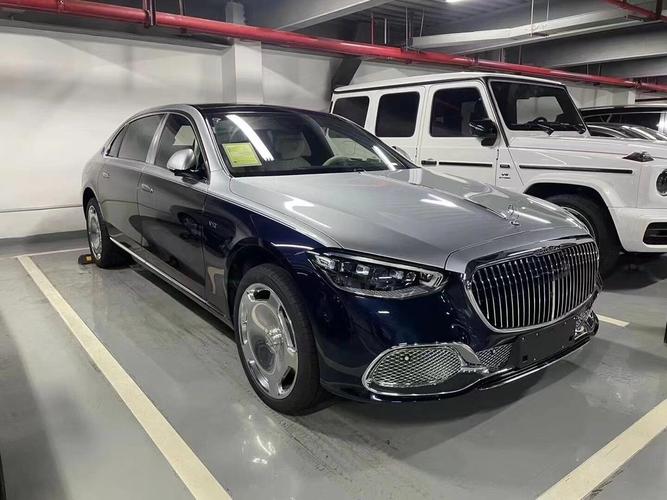 奔驰迈巴赫商务车7座vs680报价 奔驰迈巴赫商务车7座vs680双拼色