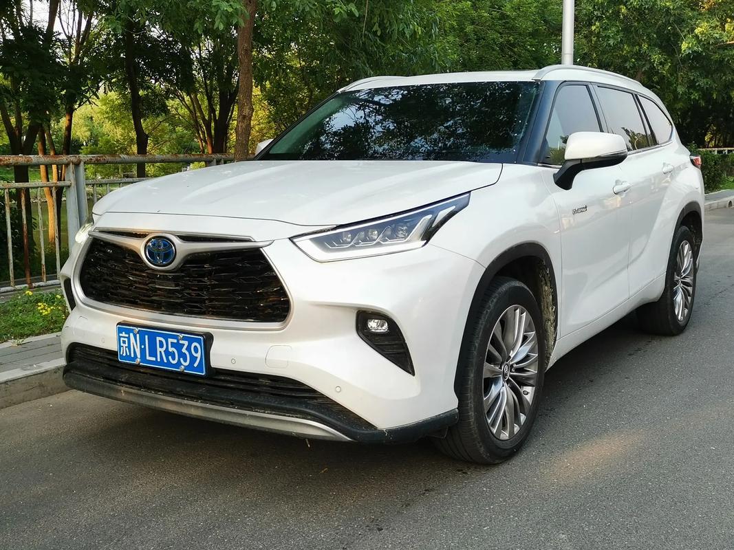 【丰田suv2022款报价,丰田suv价格表新款】