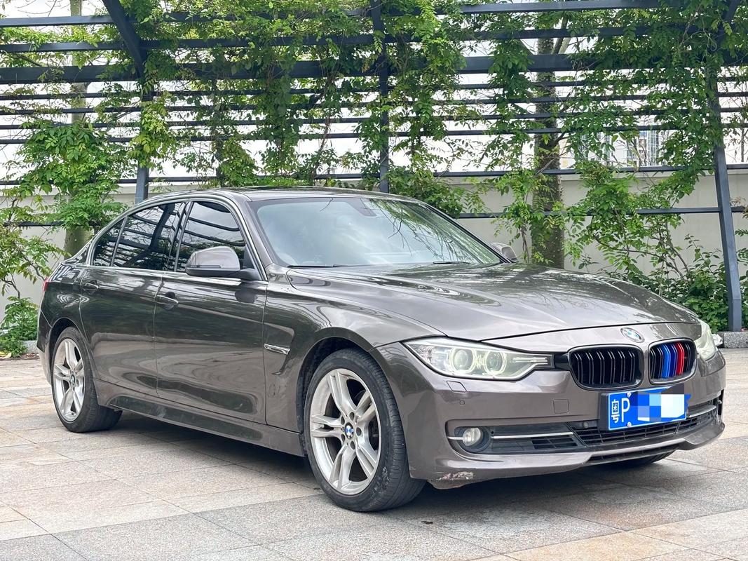 宝马3系2014款／宝马3系2014款320i