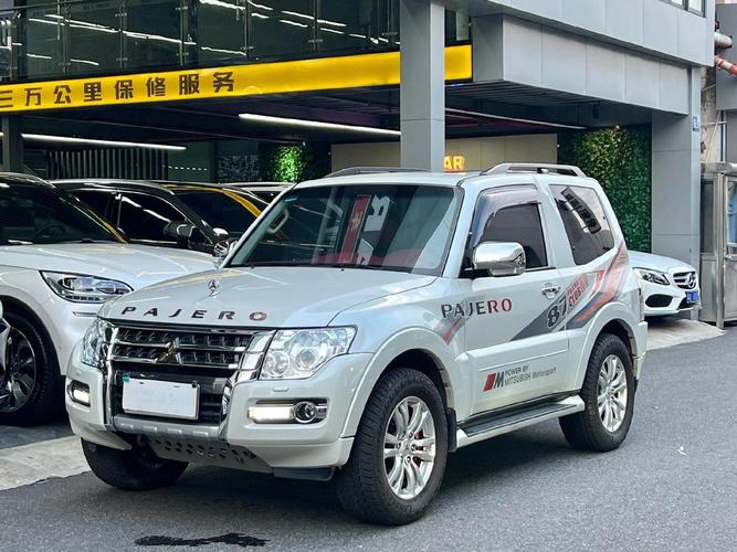 日本原装进口三菱汽车/日本全进口三菱suv汽车报价