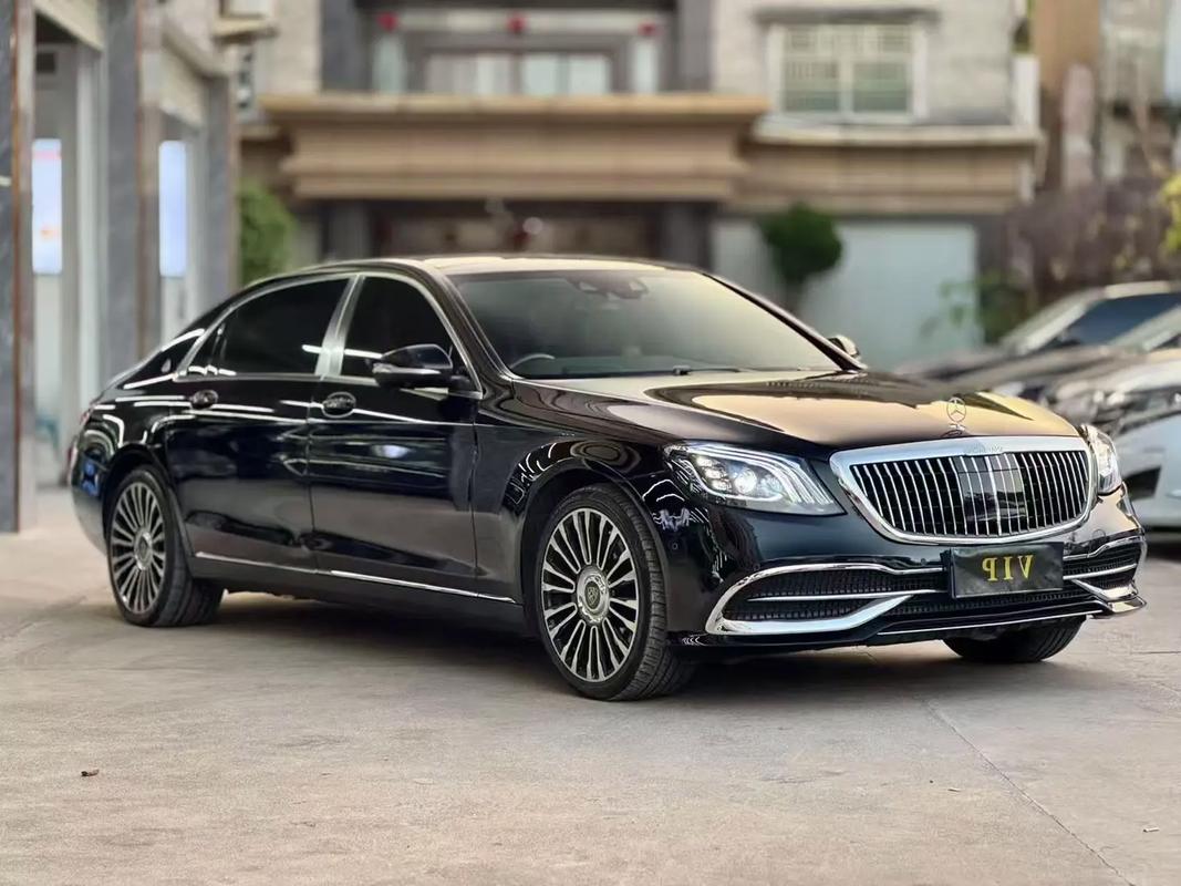 大奔驰迈巴赫价格及图片／奔驰迈巴赫大车