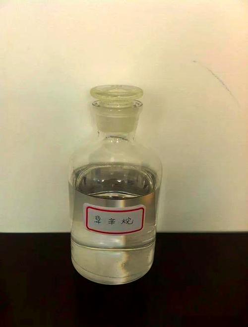 异辛烷是汽油吗／异辛烷和辛烷区别