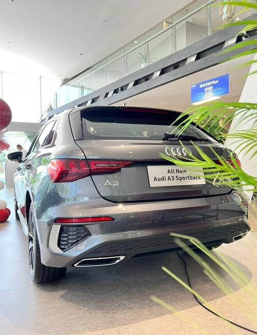 奥迪a3两厢价格及图片报价,奥迪a3两厢新款价格2021款