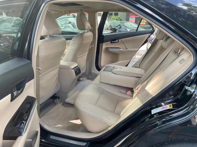 14款凯美瑞图片/2014款凯美瑞图片内饰