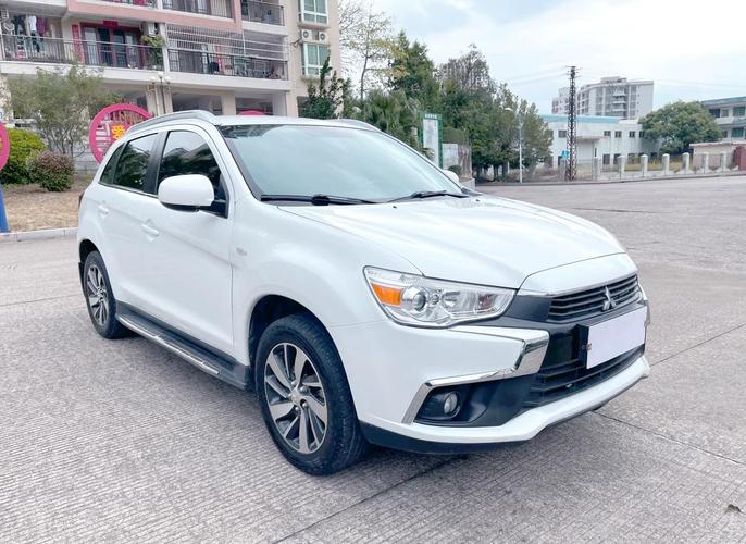 三菱劲炫asx2020款报价及图片(三菱劲炫suv车型及价格)