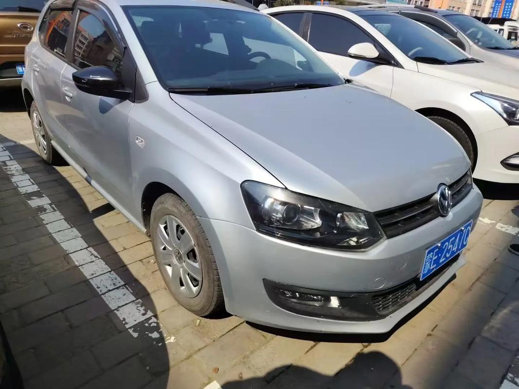 2012款大众polo 2012款大众polo14手动挡配置